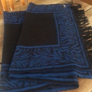 V.FRAAS WINTER SCARF